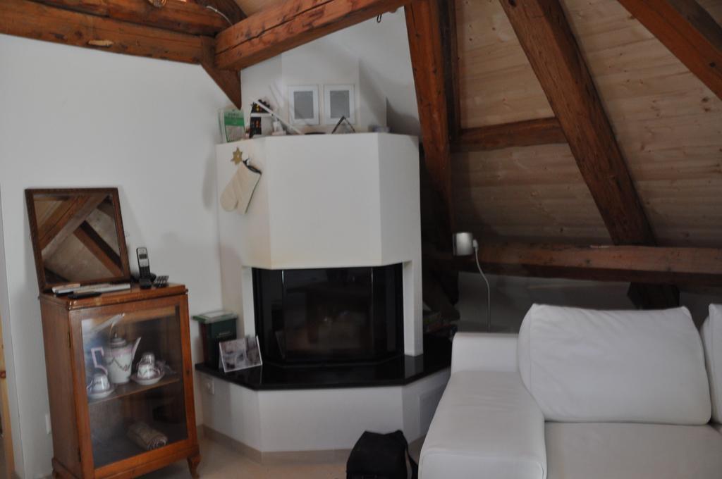Attika Wohnung 7546 Ardez Номер фото
